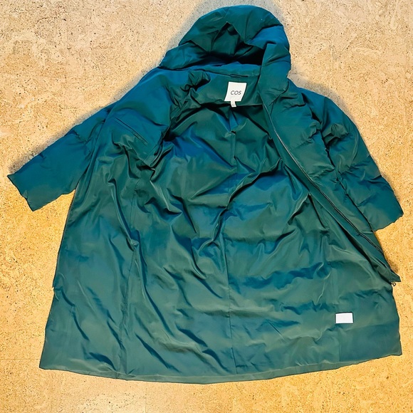 COS Dark Green Puffer Coat - Picture 4 of 8